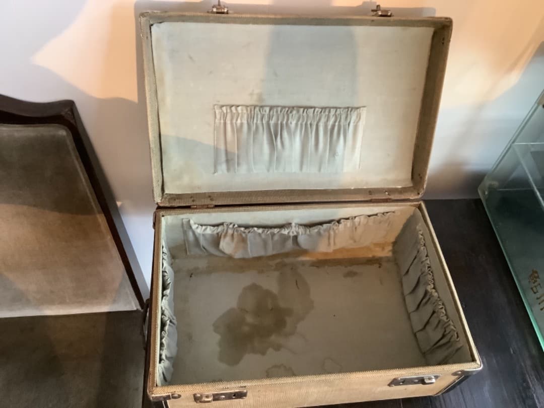 イタリア　アンティーク　バニティーケース　マセラティ　フェラーリ　フィアット