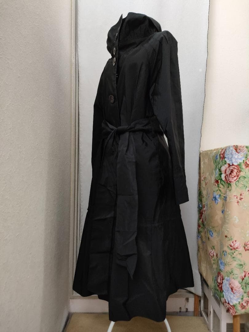 リツコシラハマ　ブラック　ロングコート