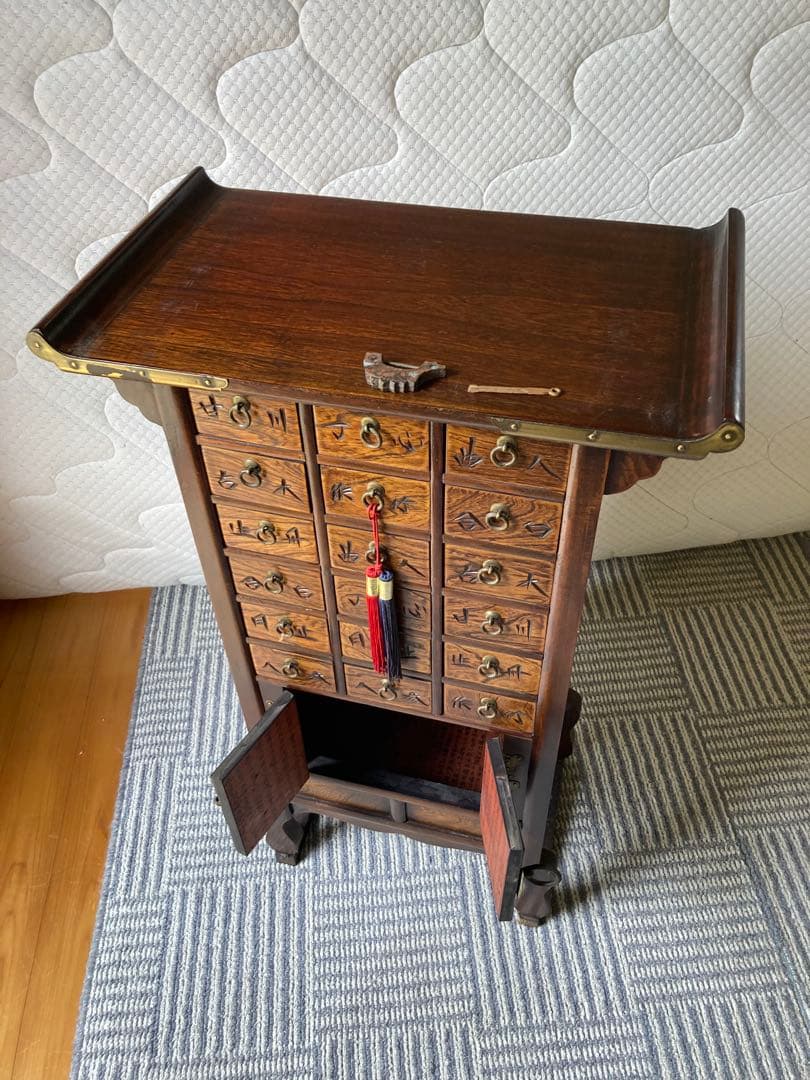 木製多段引き出し収納タンス