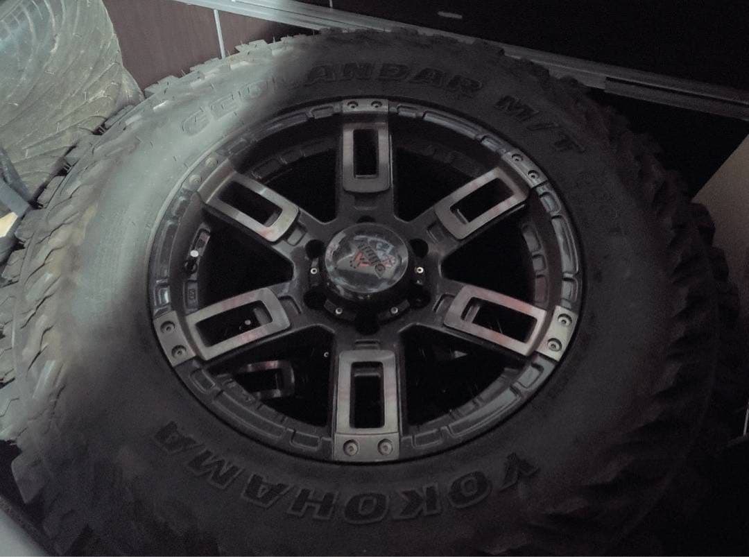 17インチ　タイヤ・ホイールセット