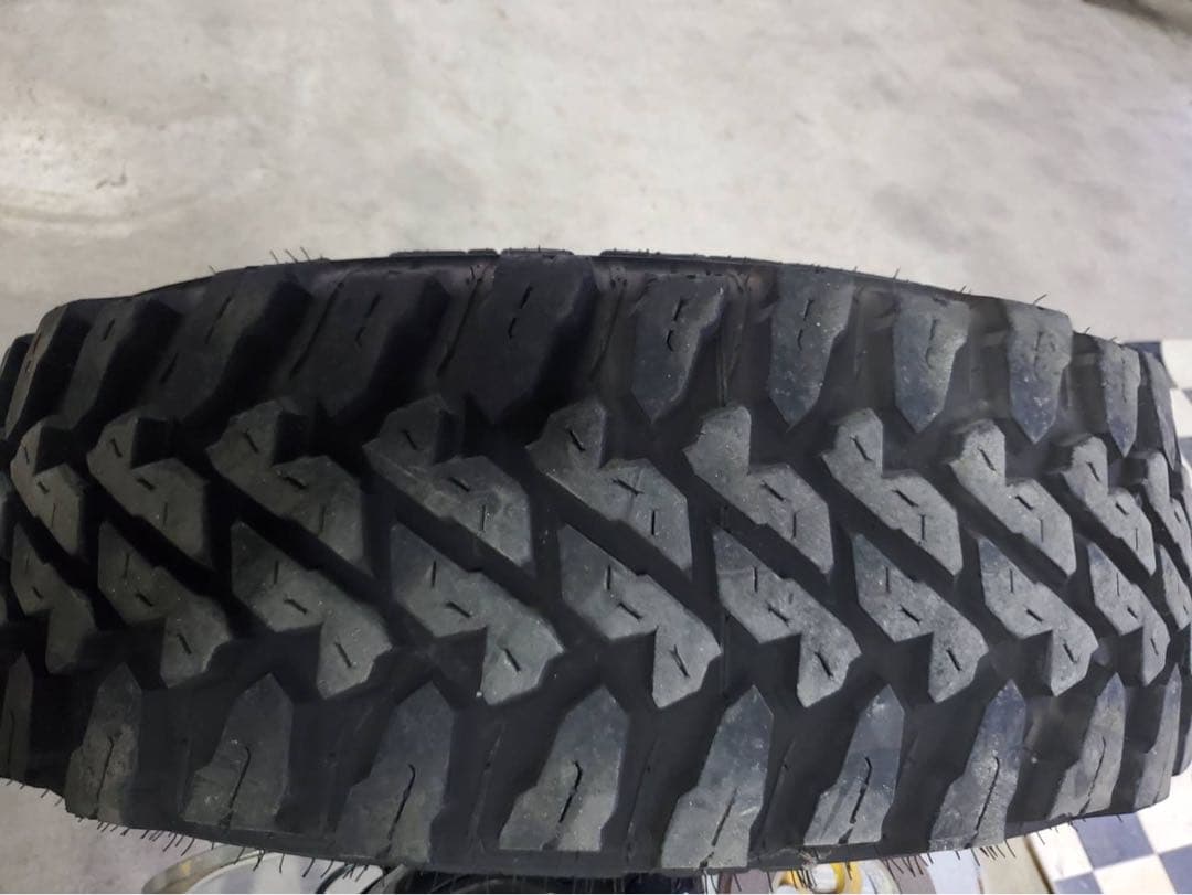 17インチ　タイヤ・ホイールセット