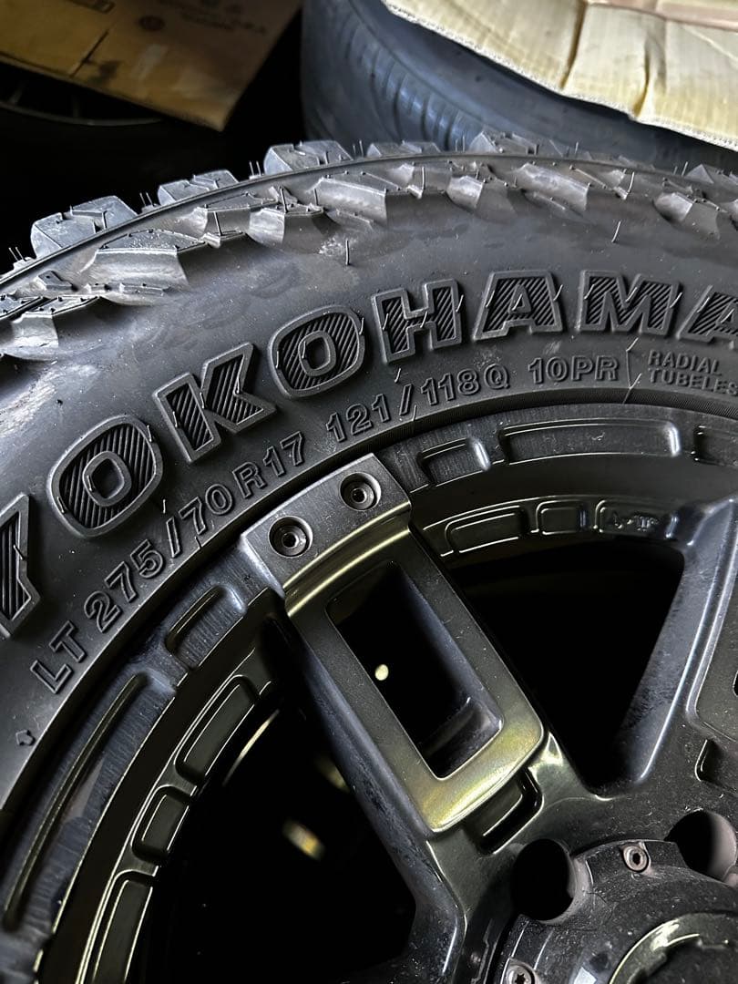 17インチ　タイヤ・ホイールセット