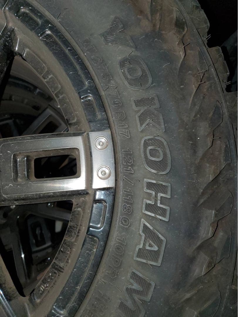 17インチ　タイヤ・ホイールセット