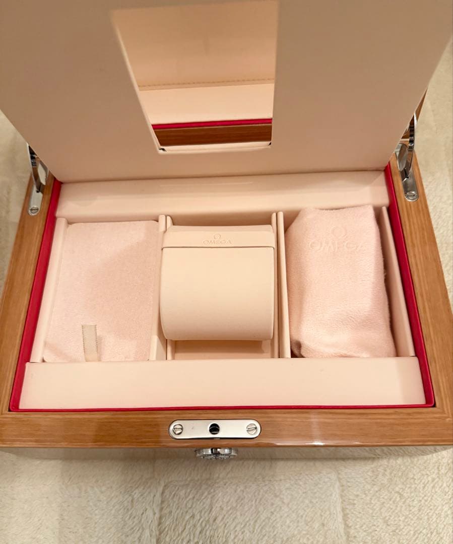 OMEGA オメガ 純正ボックス 時計 箱 木箱 ショッパー 巾着付き