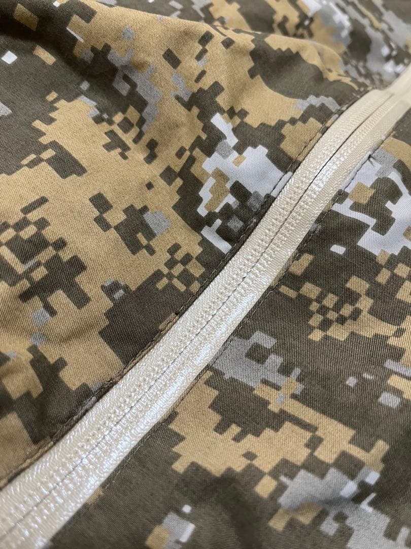 90s local art work デジカモ ハードシェルジャケット　L