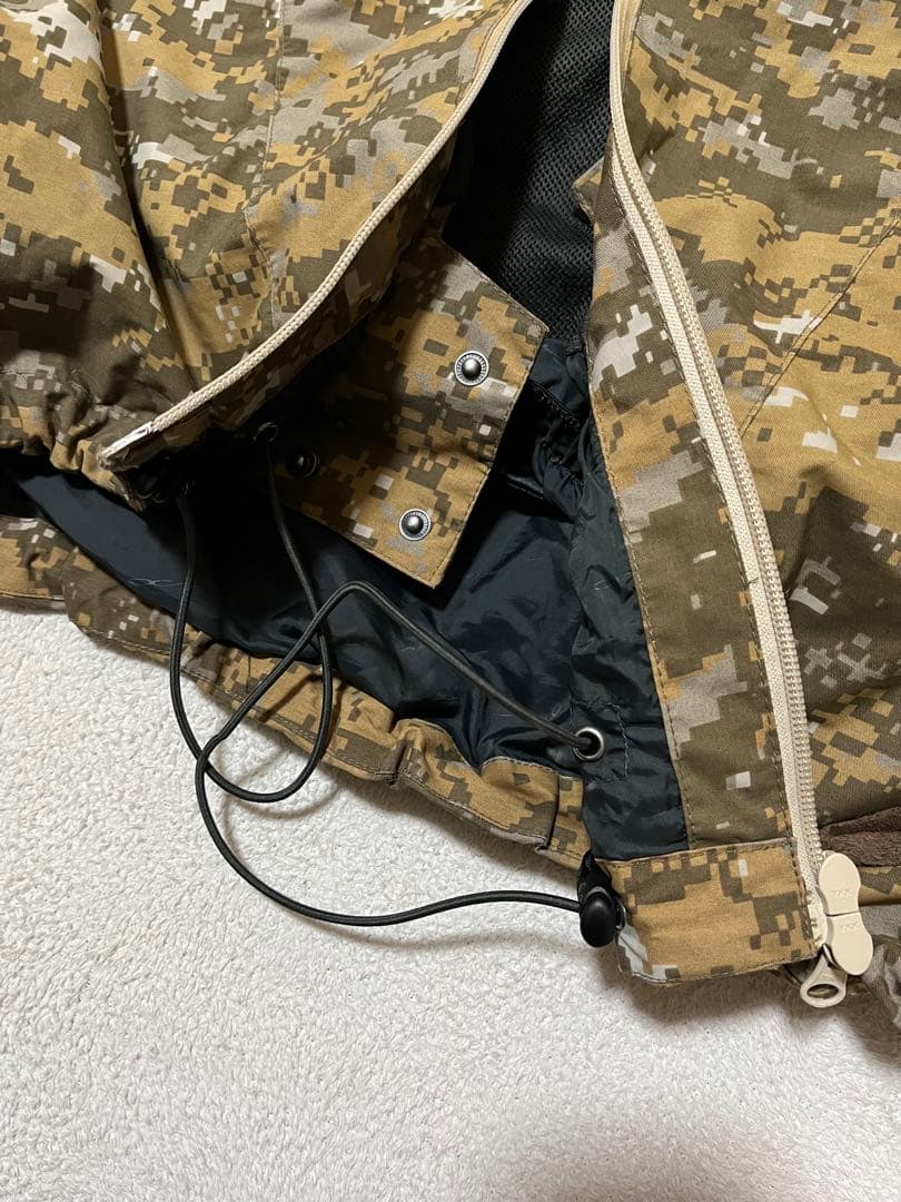 90s local art work デジカモ ハードシェルジャケット　L