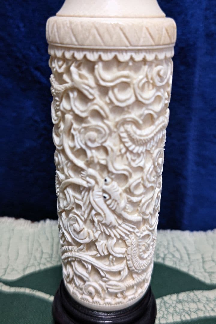 象牙風オブジェ　　置物