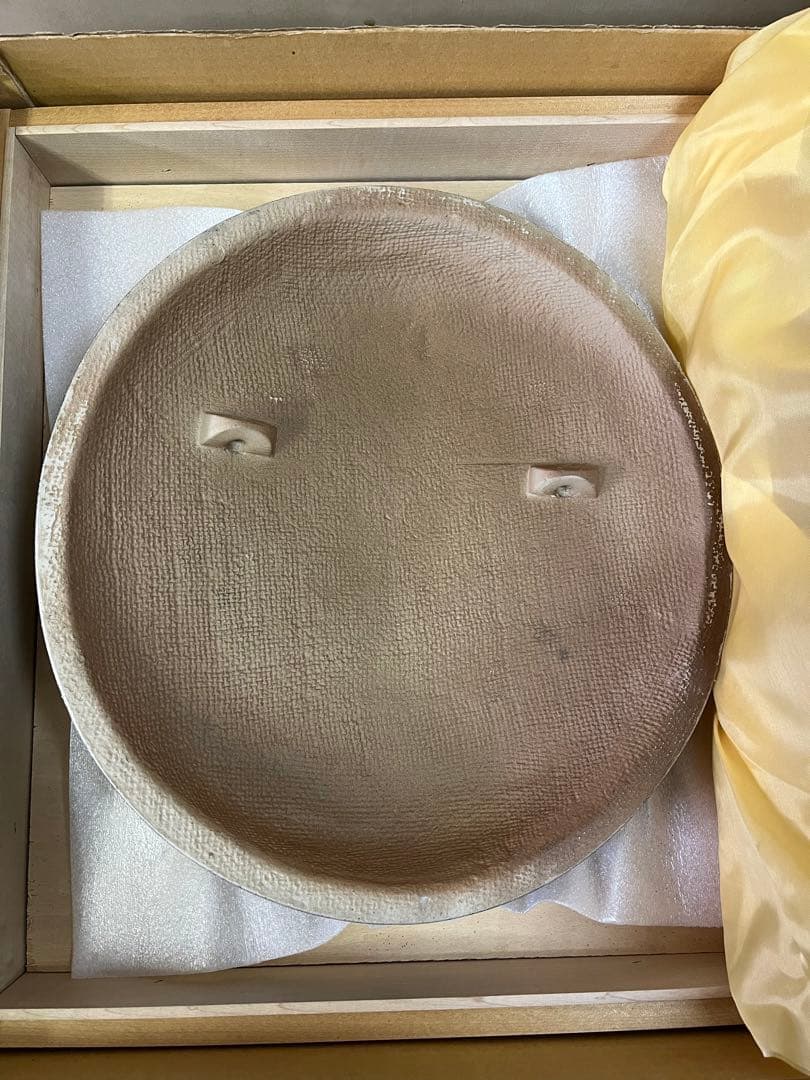 太陽の顔　黒い太陽　岡本太郎　冊子、色紙付き 信楽焼　万博　置物