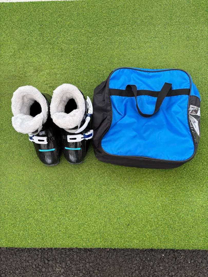 ジュニア用　スキー板（130）+ブーツのセット