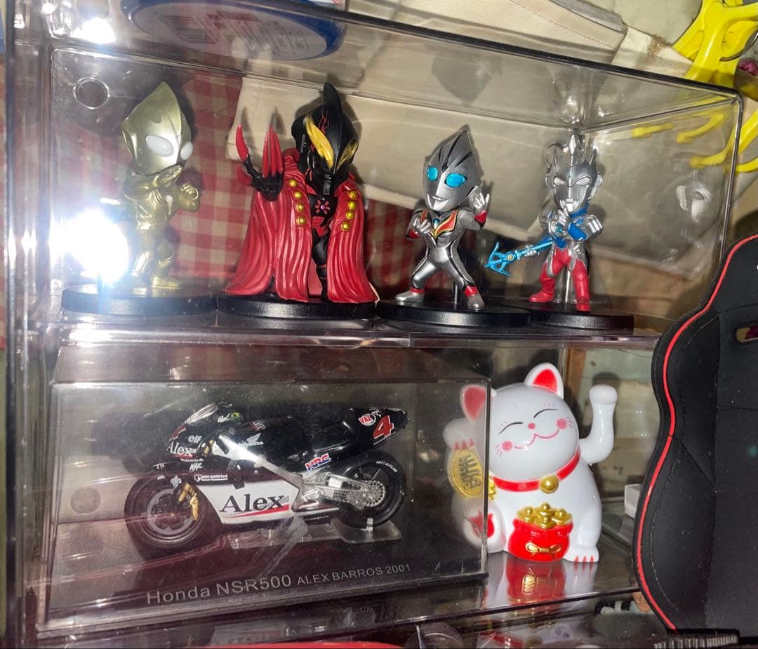 ryuoneone10個 ダイソー 2段 壁につけられるディスプレイ未開封