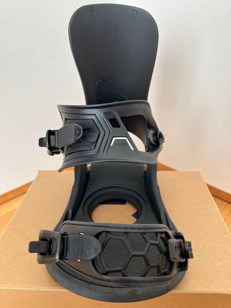 23-24 UNION STRATAビンディング ブラック Mサイズ 送料無料