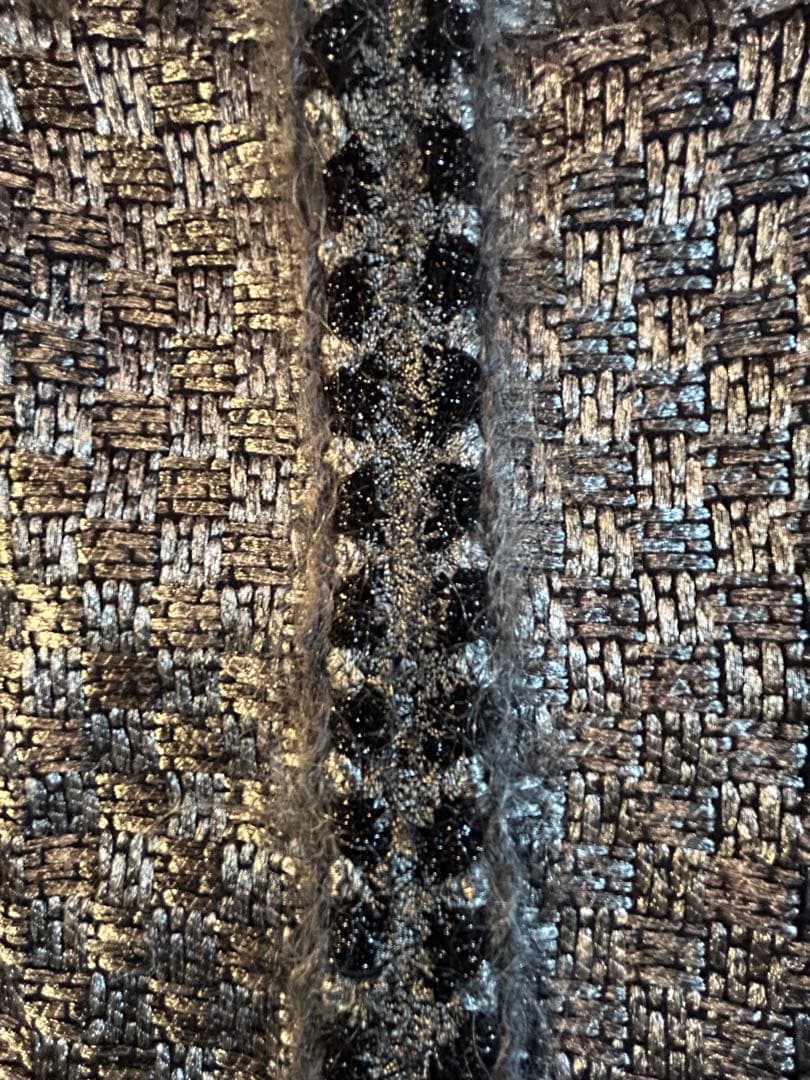 CHANEL ツイードスカート銀ラメ36サイズ　CHANEL衣装ケース・ハンガー