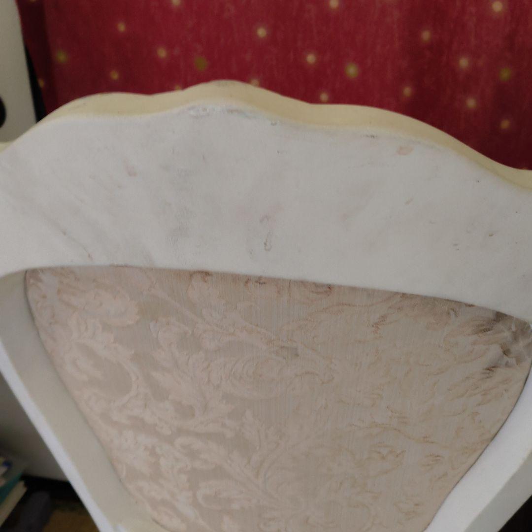 ロココ調　ホワイト クラシックチェア 使用感あり　ホワイト植木鉢金のなる木