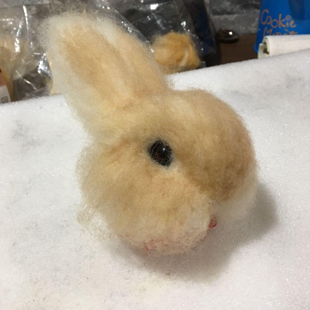 r様 うさぎさん 羊毛フェルトストラップ