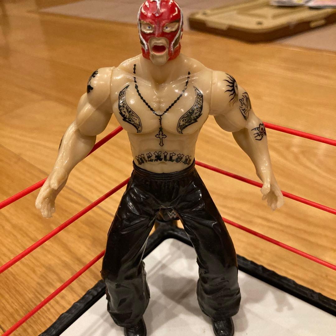 WWE フィギュアセット RAWリング付き