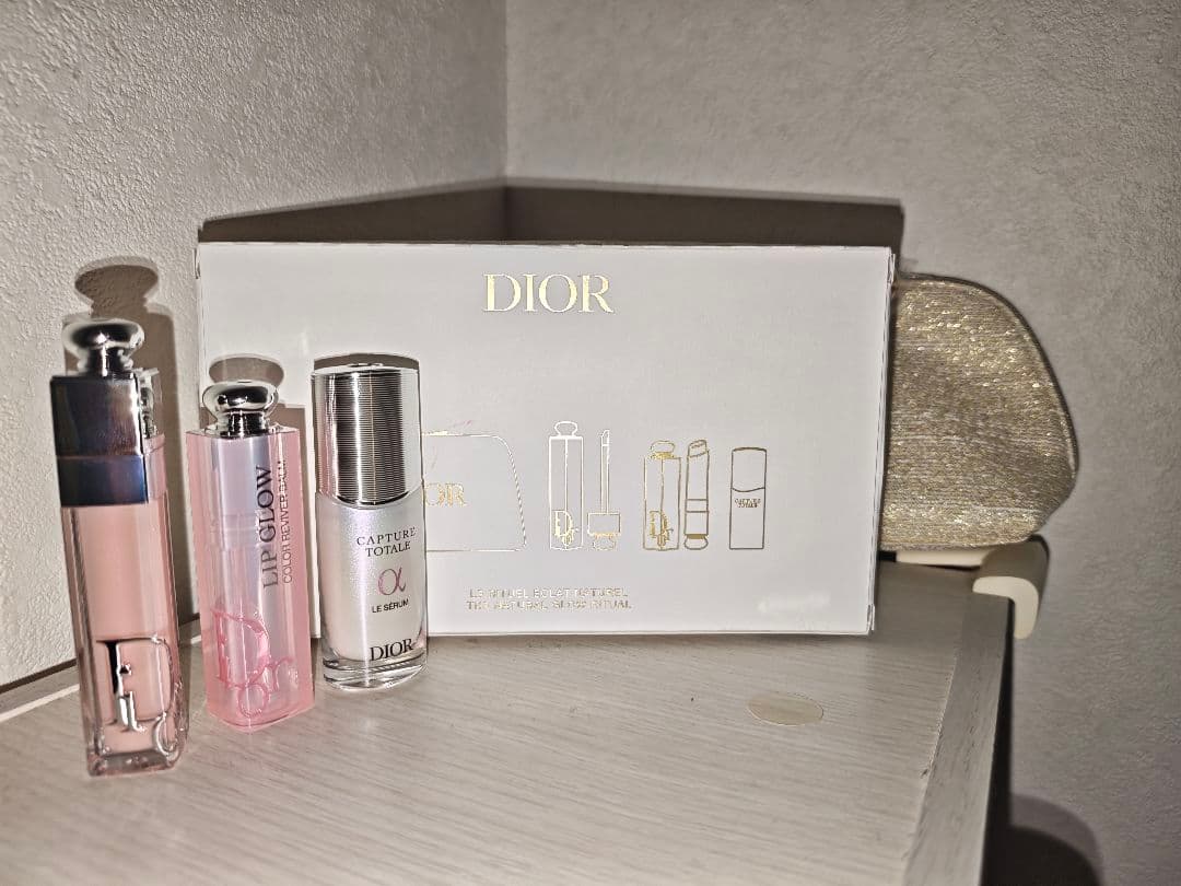 DIOR ディオール　ホリデイオファー2024 新品