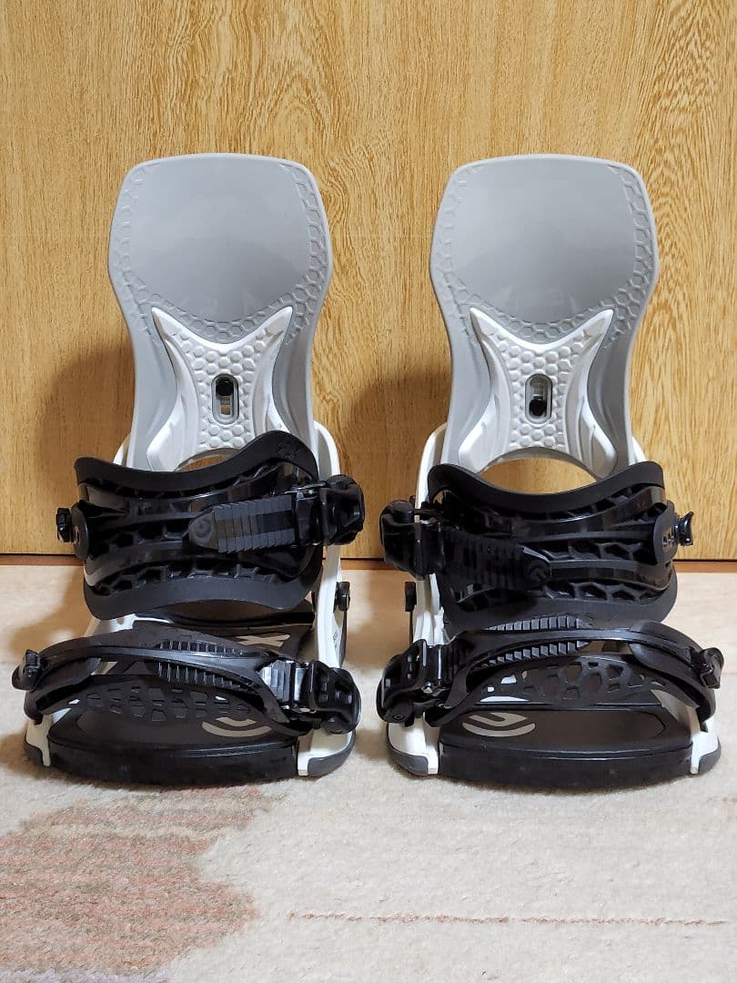 FLUX 　CV　Mサイズ　美品