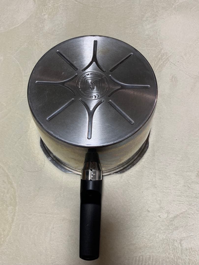 Fissler 圧力鍋 蒸し器・ガラス蓋付き　IH対応