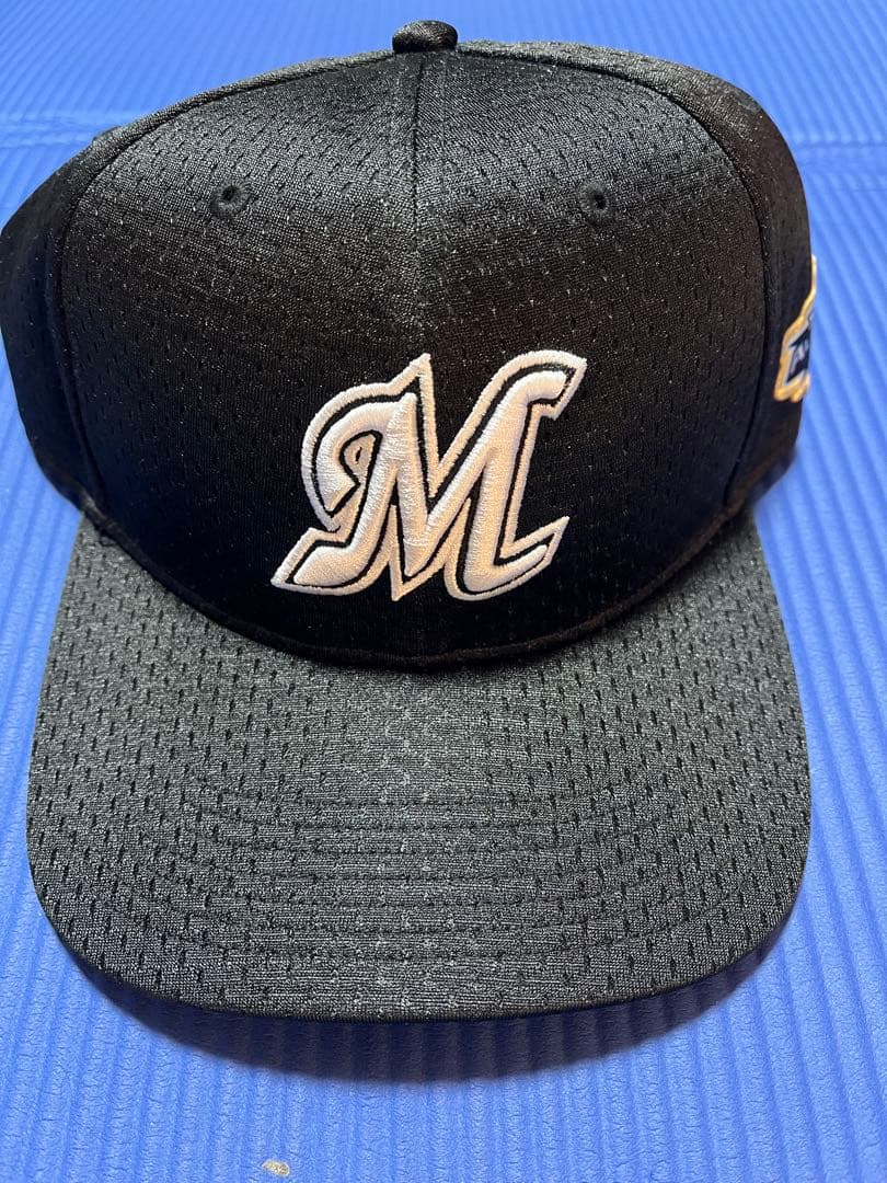 支給品キャップ