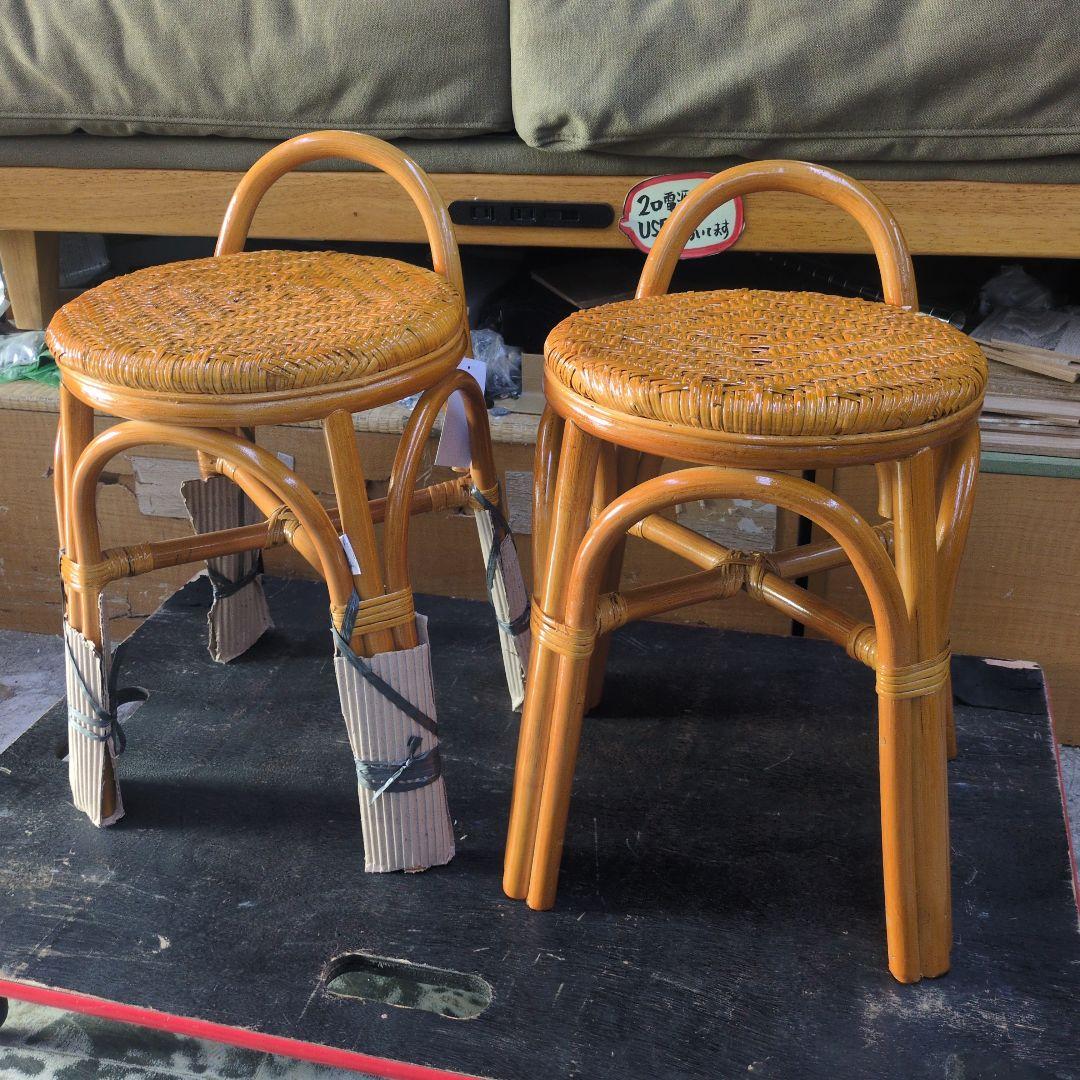 2脚セット　スタッキング籐スツール