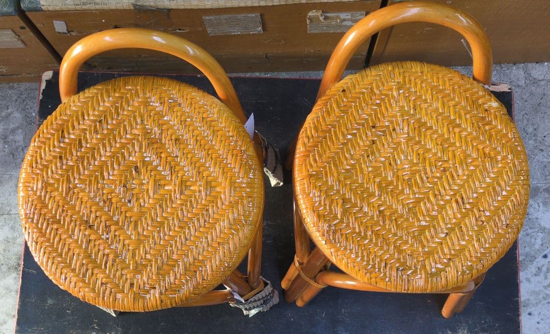 2脚セット　スタッキング籐スツール