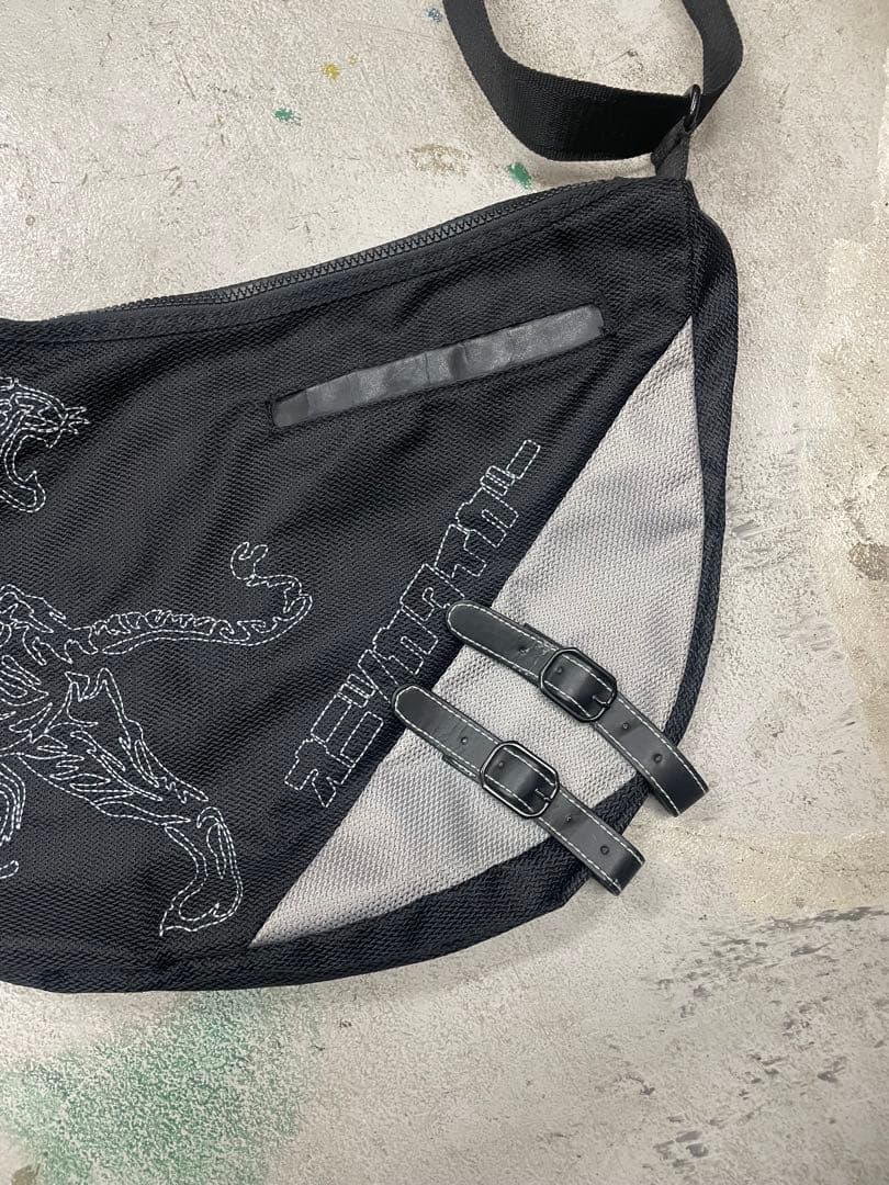 00s オニツカタイガー　ショルダーバック　メッセンジャーバック　黒　タイガー