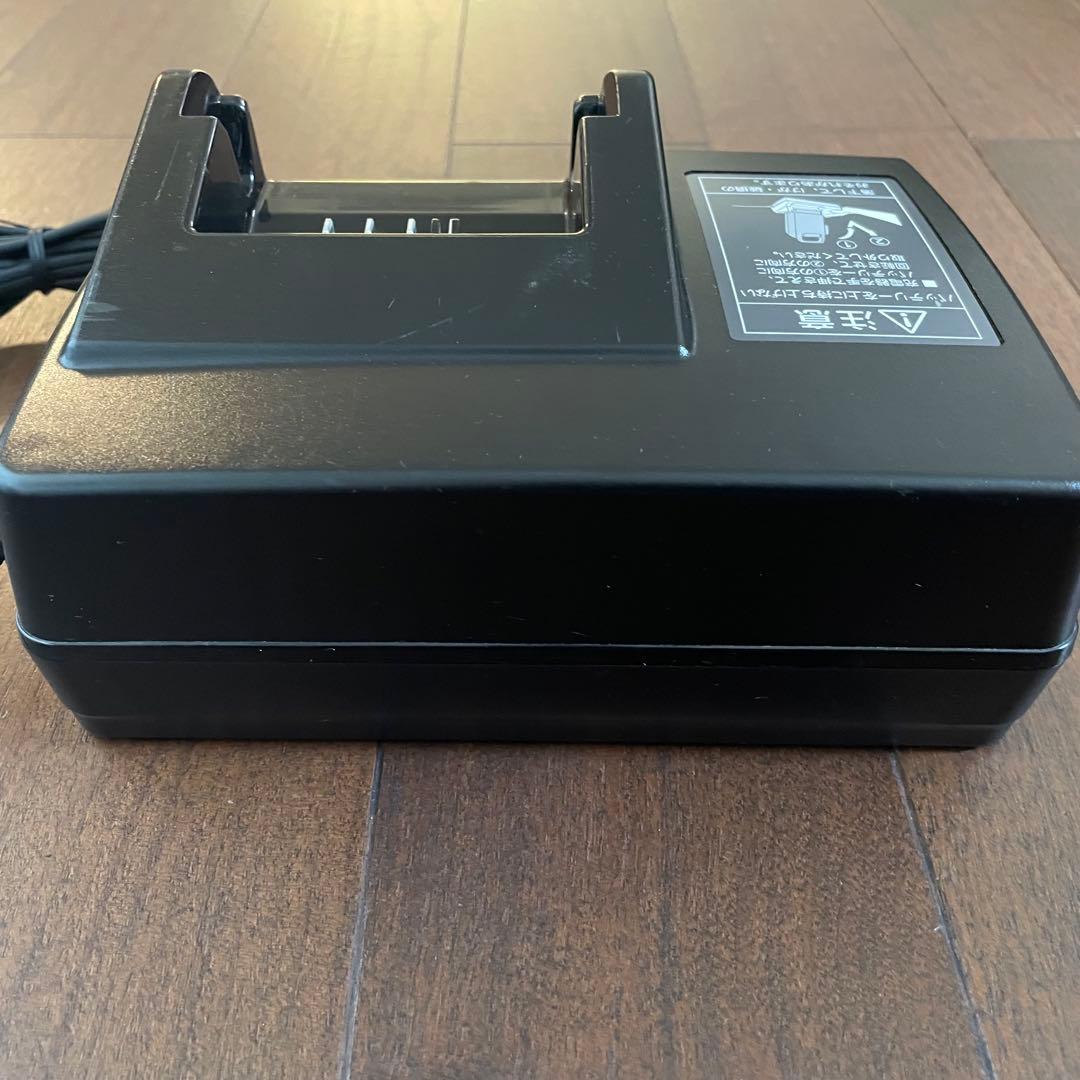Panasonic 電動自転車バッテリー充電器 NKJ069Z2