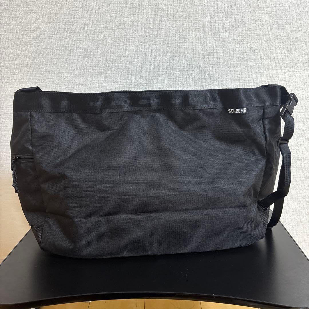 【新品】CHROME クローム　ショルダーバッグ　メッセンジャーバッグ　メンズ