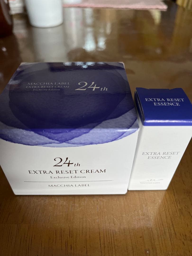 マキアレイベル　24th エクストラリセットクリーム