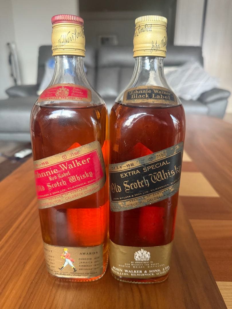 ジョニーウォーカー黒、赤セット　1970年代