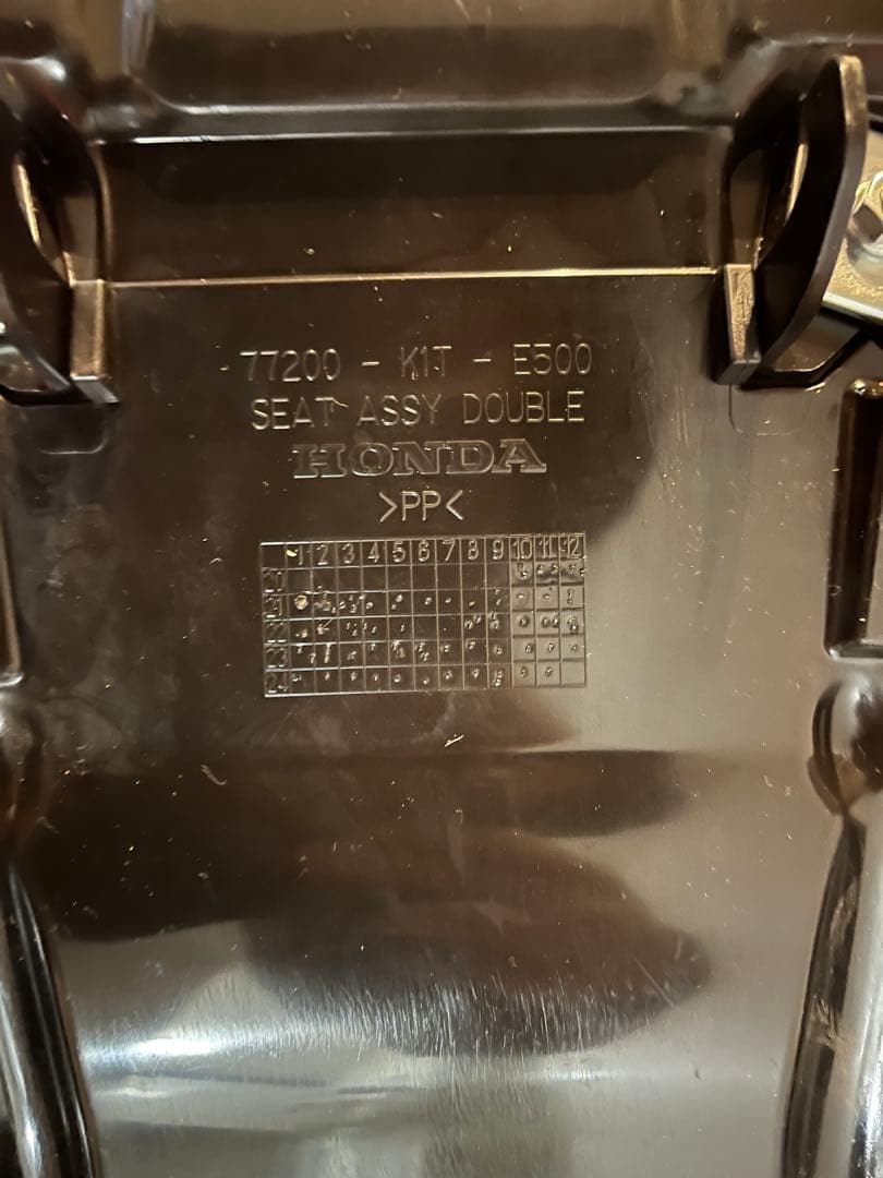 CRF250Ls MD47 純正シート　新品