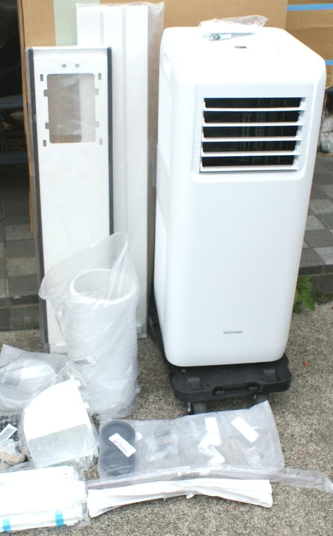 ポータブルクーラー　IPA-2203G　2022年製　アイリスオーヤマ