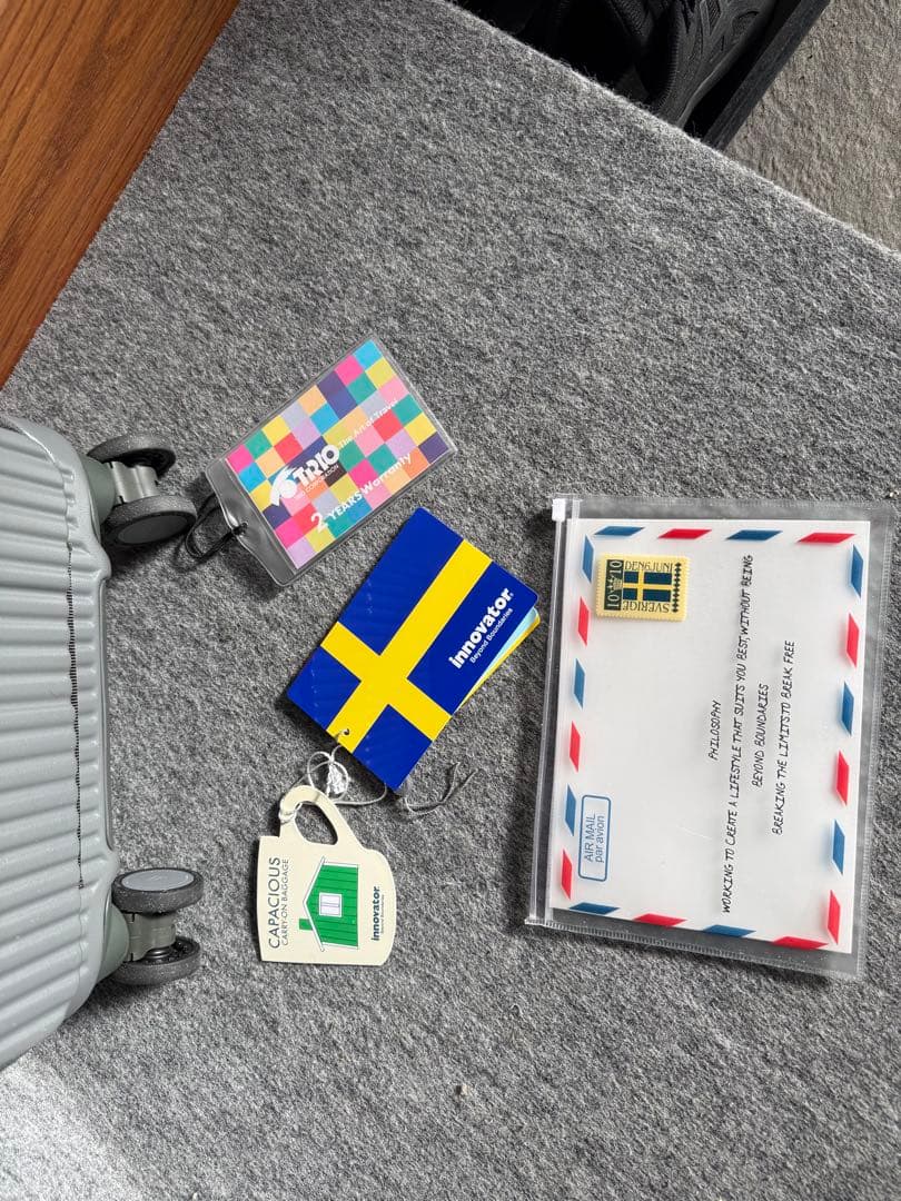 イノベーター キャリーケース INV30 21L スチールグレー　新品未使用品