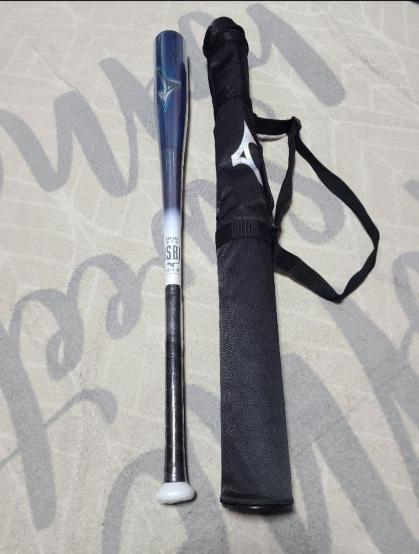 い*す様 ミズノ　軟式用　バット　ビヨンドマックスレガシーLW 1CJBR193