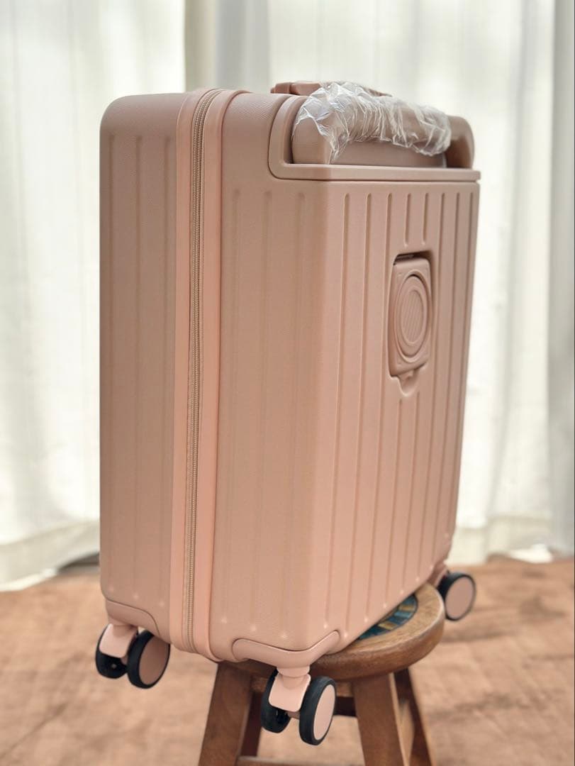 ピンク ポリカーボネート キャリーケース