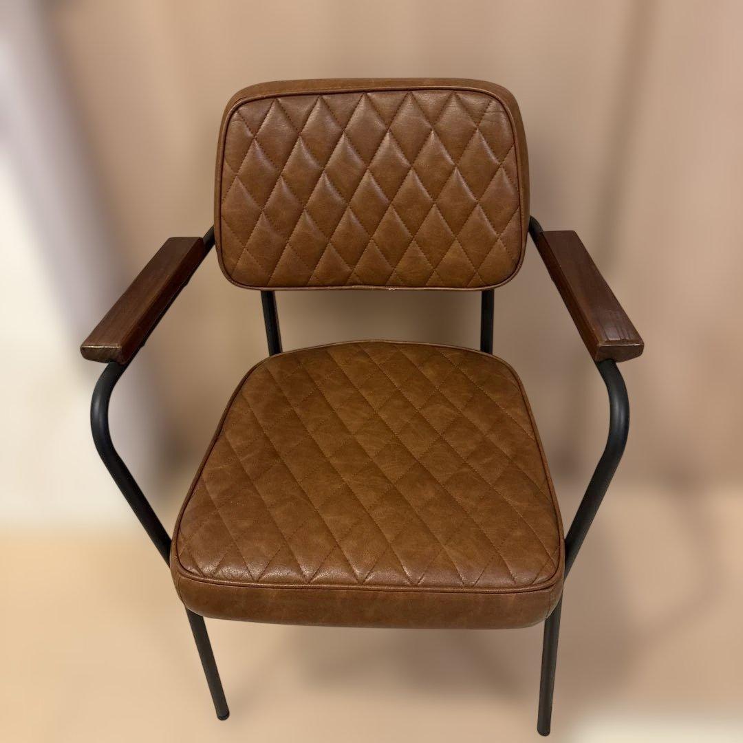 NOCE ノーチェ 肘掛け付きチェア