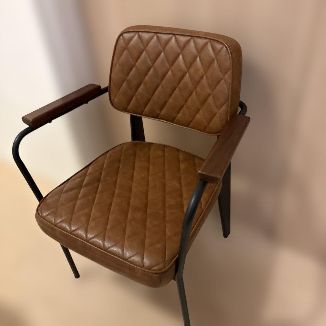 NOCE ノーチェ 肘掛け付きチェア