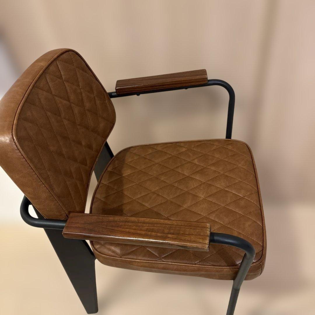 NOCE ノーチェ 肘掛け付きチェア