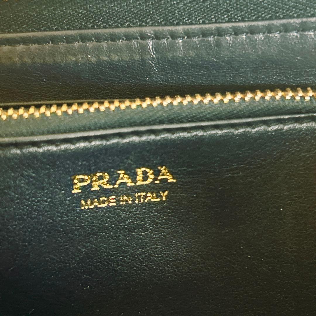 美品 プラダ 長財布 ラウンドジップ ヴィッテロムーブ ネイビー レザー