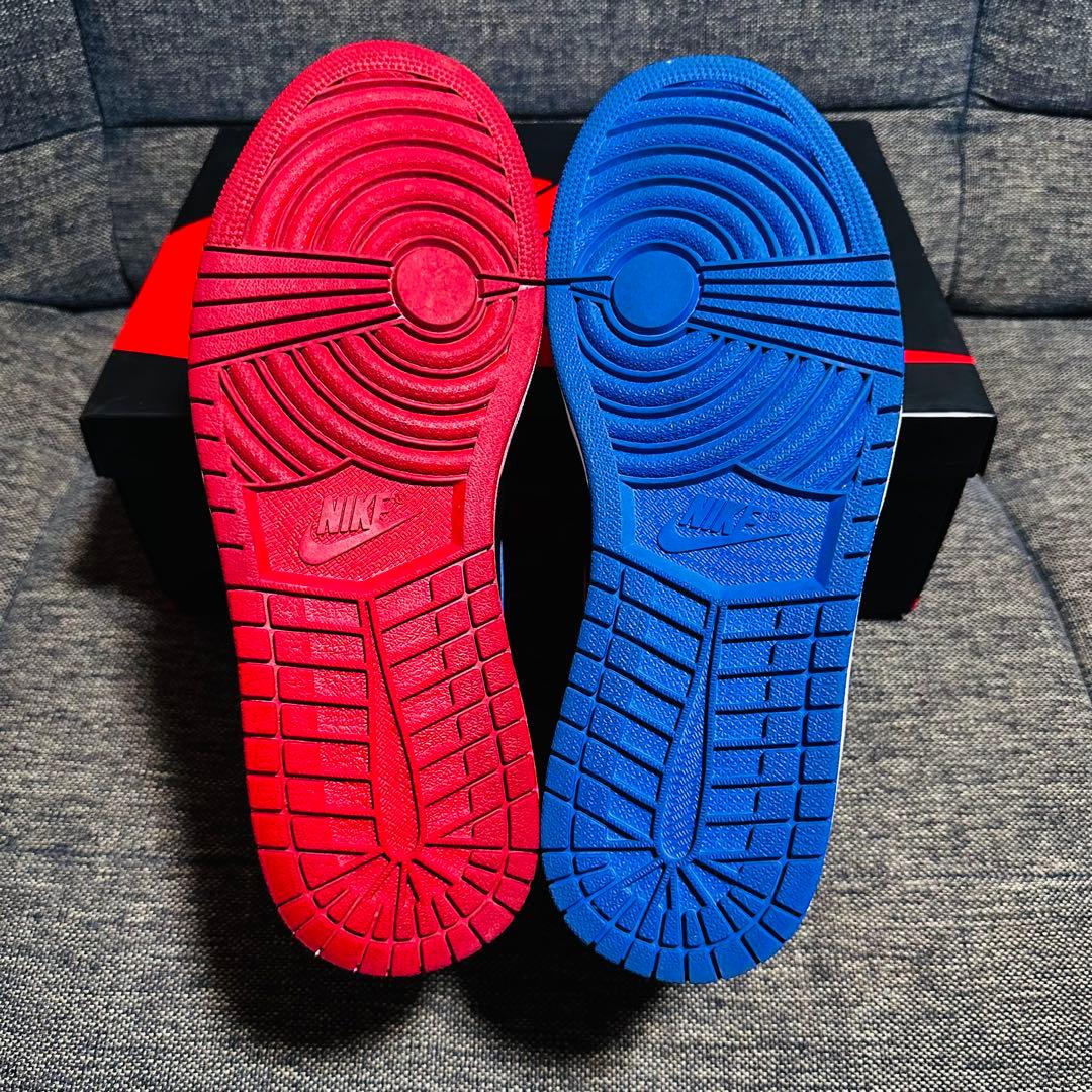 靴 Nike Air Jordan 1 Retro High \"Top 3\"