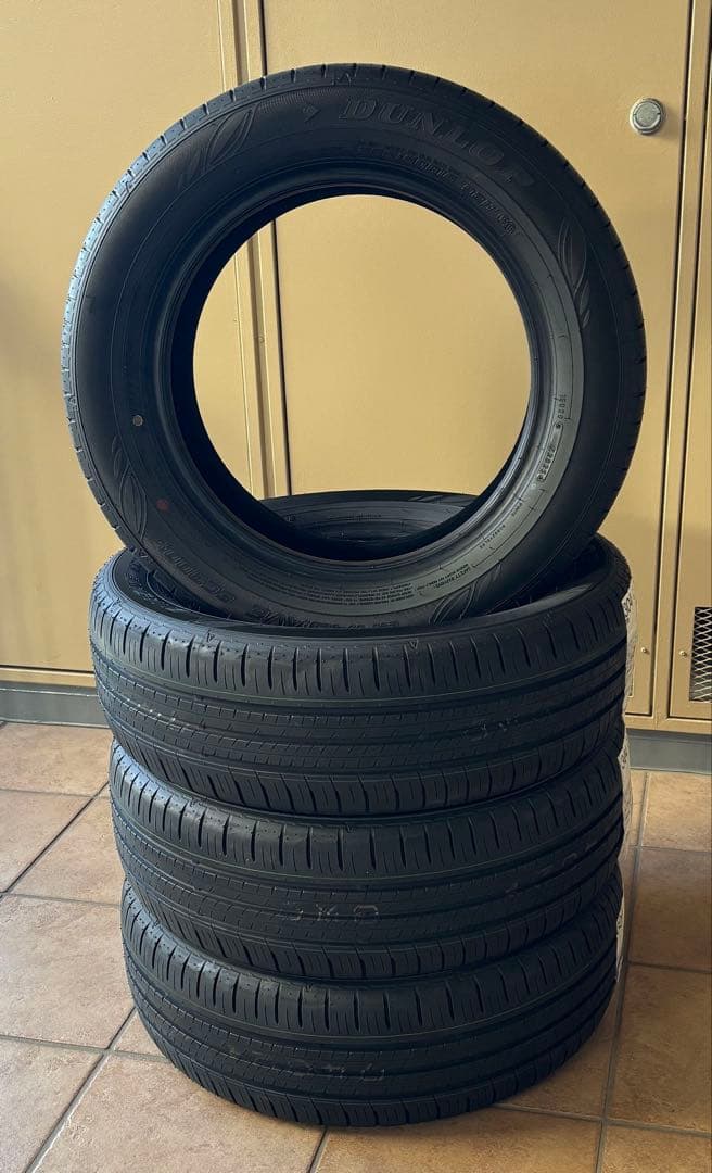 【新車外し】DUNLOP 205/60R16 サマータイヤ ノア90系