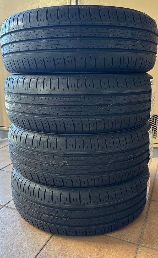 【新車外し】DUNLOP 205/60R16 サマータイヤ ノア90系