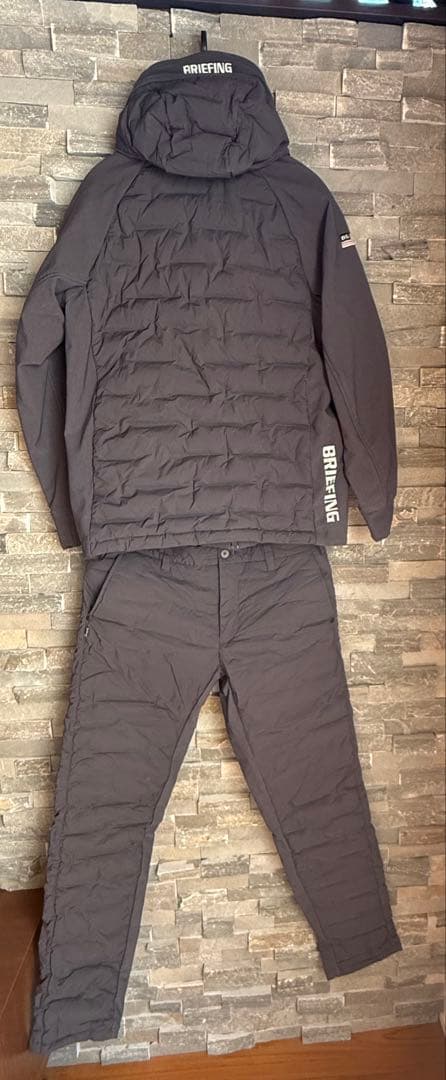 ブリーフィング　ゴルフウェア　ダウン　セットアップ　グレー