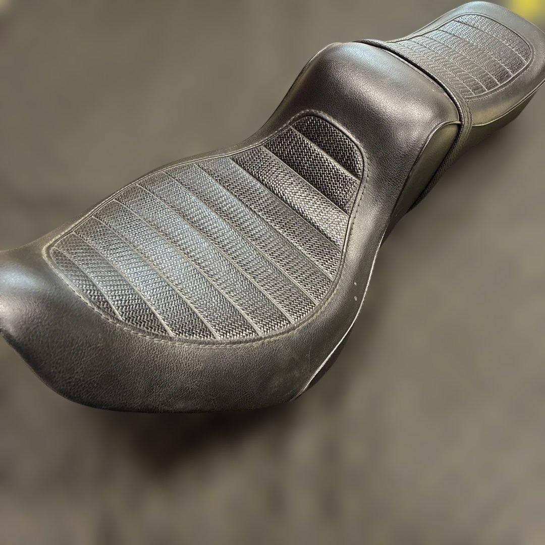 やまK&H キング&クイーンシートハーレーダビッドソン　06〜ソフテイル