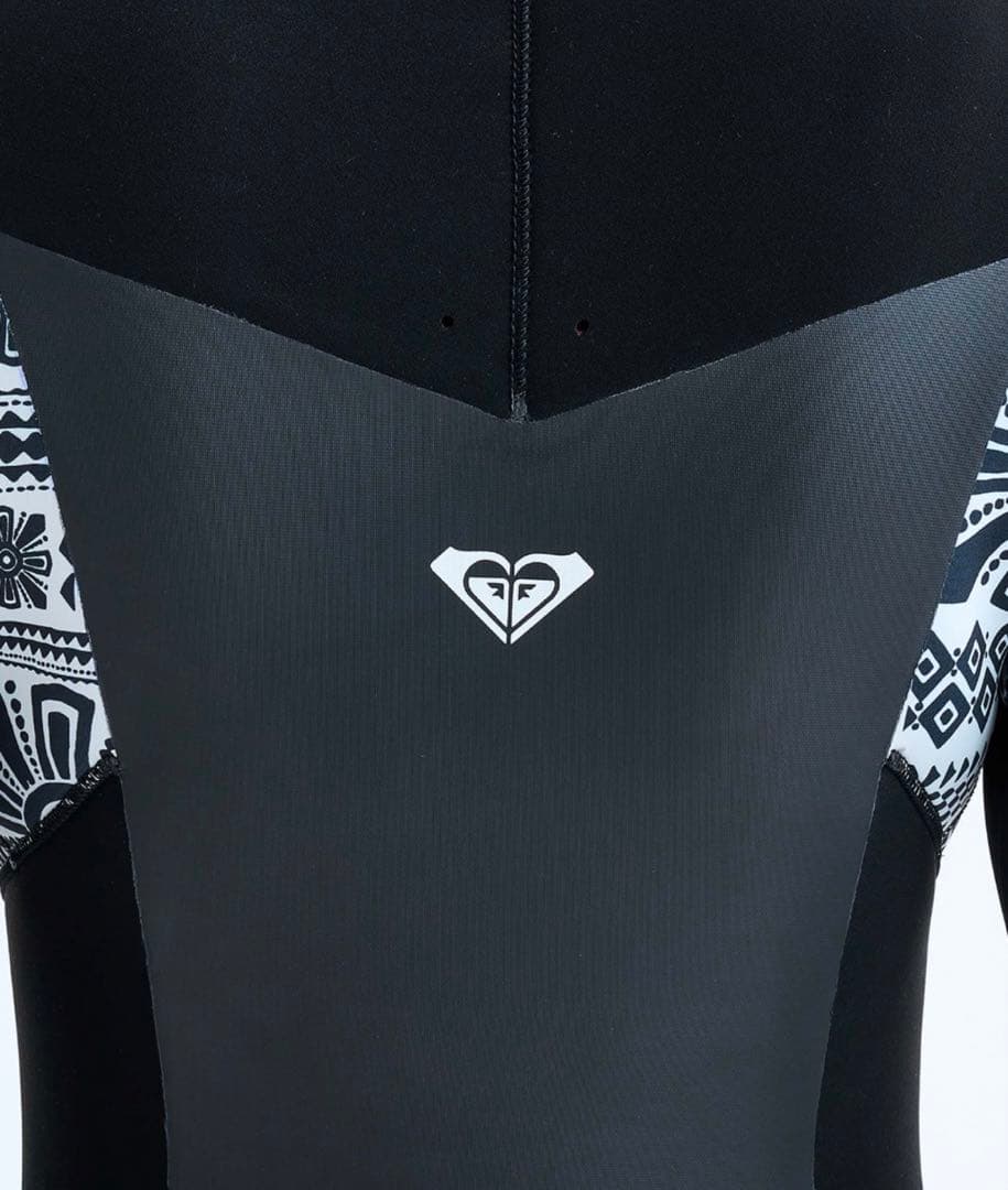 Roxyセミドライ　ウェットスーツMサイズ