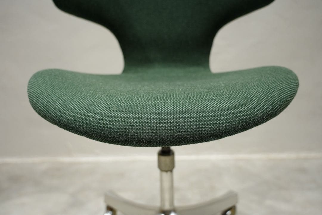 天童木工　キャスターチェア　剣持勇　tendo カブトチェア　ビンテージ