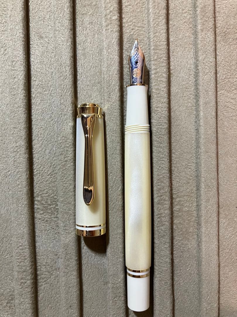 ペリカン M320 Pearl F 18金