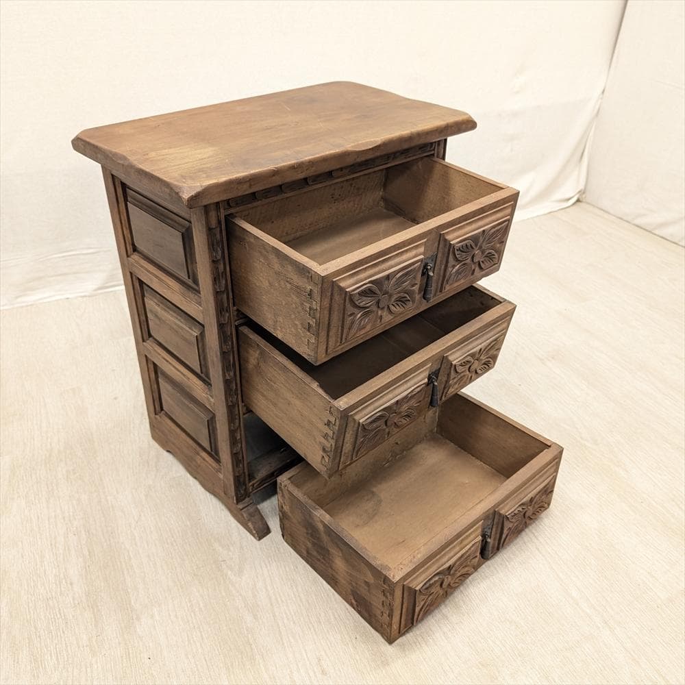 スペイン製　無垢　3段　サイドチェスト　タンス　箪笥　たんす　チェスト　ドロワー