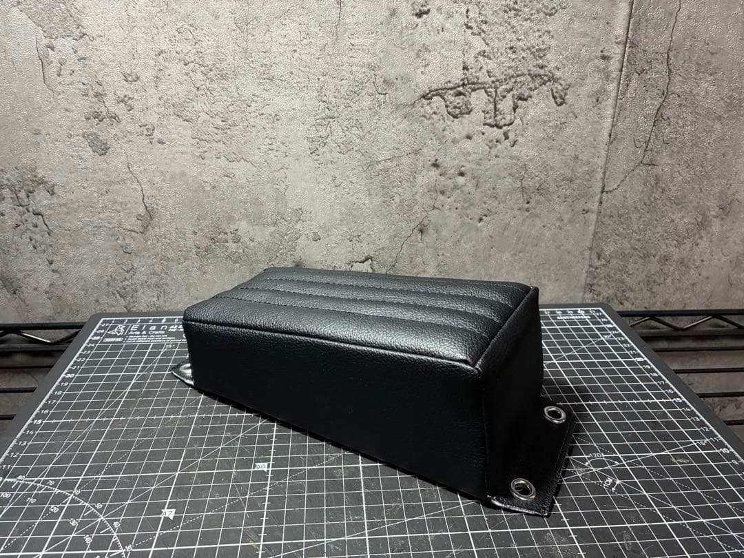 72ピリオンパッド ピリオンシート ベイツ　ハーレー　トライアンフ　チョッパー