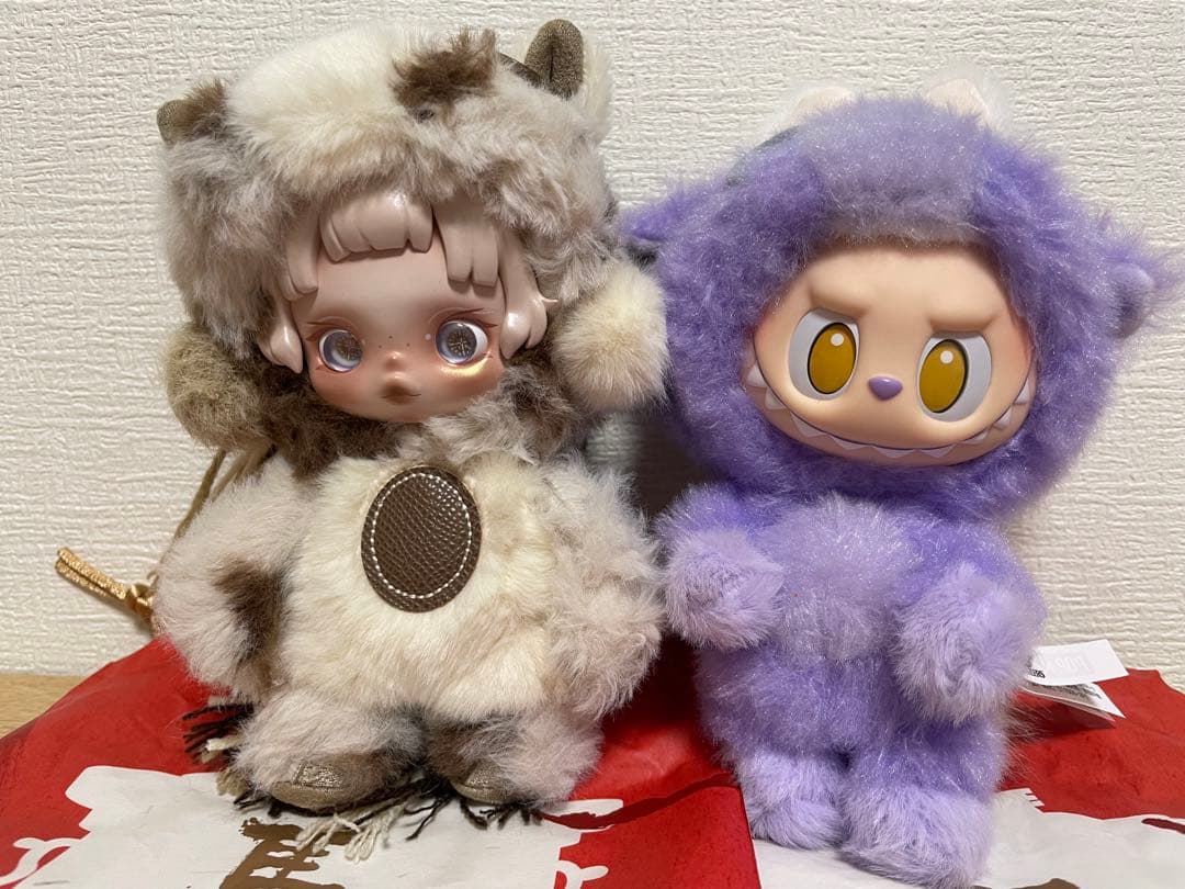 POPMART have a good run 馬力全開　スカルパンダ　ラブブ